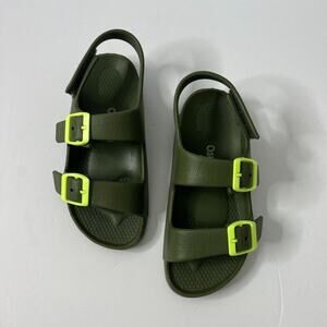 Oshkosh summer boys sandals Sz 1Y